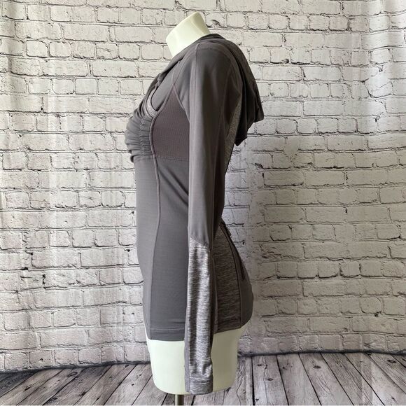 Lululemon Run for your life hooded long sleeve size 4 - Picture 3 of 9